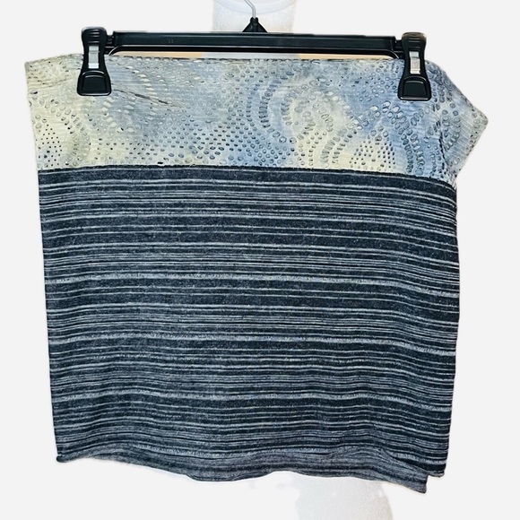 Unbranded Black Gray Mixed Print Lightweight Infinity Scarf - Picture 2 of 2